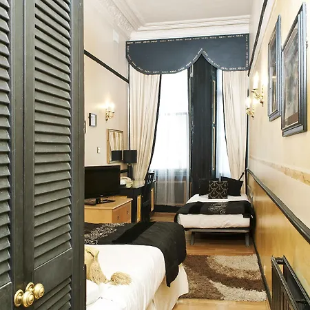 Rushmore Hotell 3*