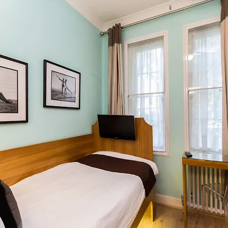 Arosfa By Compass Hospitality 3* Londýn