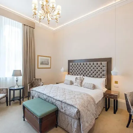 Hotel The Lansbury Heritage A Sunday - Canary Wharf Londres