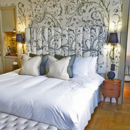 Hotel The Adria 5*