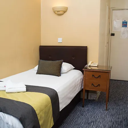Rose Court Hotel