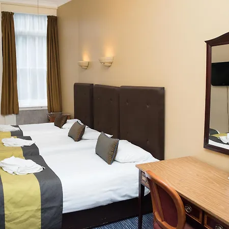 Rose Court 3*