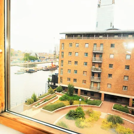 Zen - Docklands Apartamento *