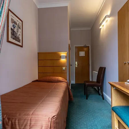 The Nayland Hotel