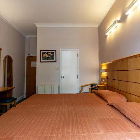 The Nayland Hotel 3*