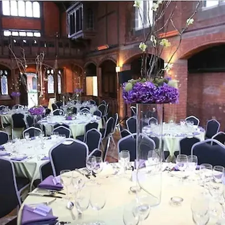 The Pillar Hotel London