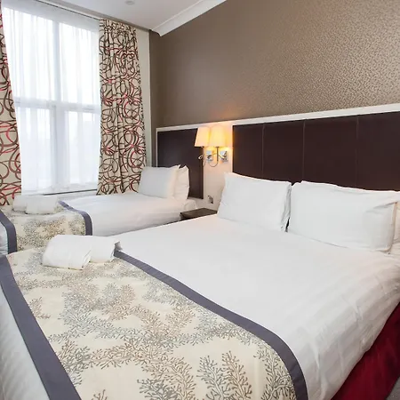 Western Chiswick Palace&suites 3*