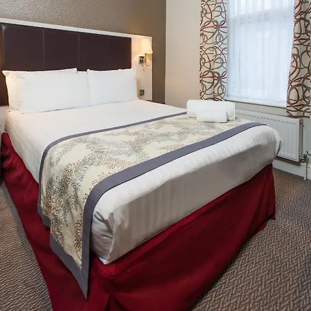 Western Chiswick Palace & Hotel London