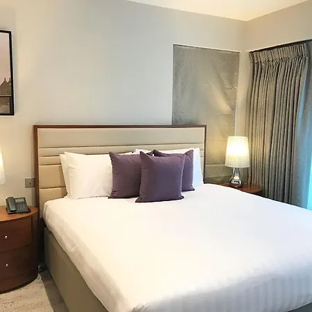 Sanctum International Belsize Apartment *