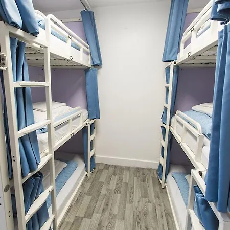 Smart Russell Square Hostel *