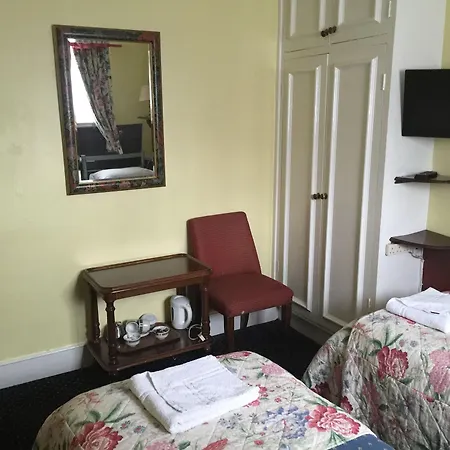 B&B 알바니 2*