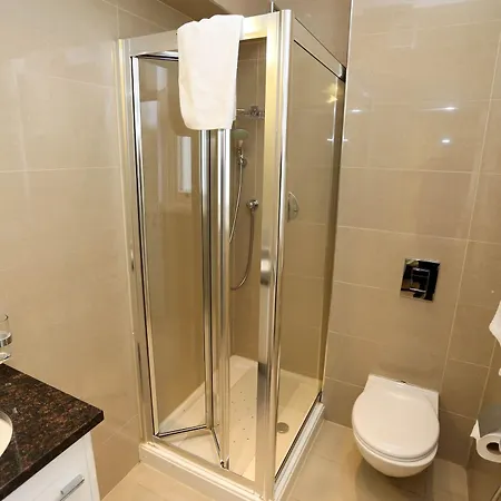 The Kensington Szálloda 3*