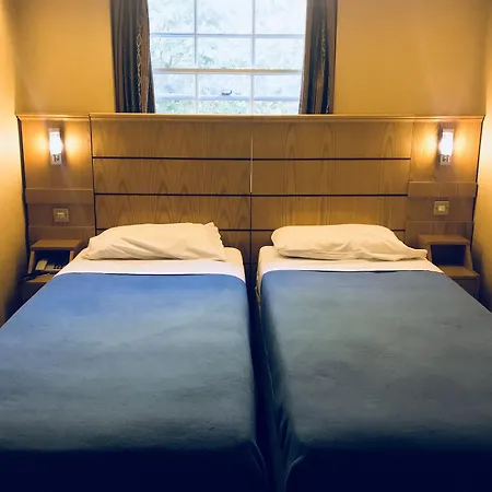 Beverley 3* London