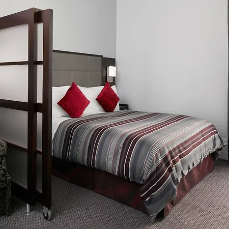 מלון The Grand At Trafalgar Square 4*