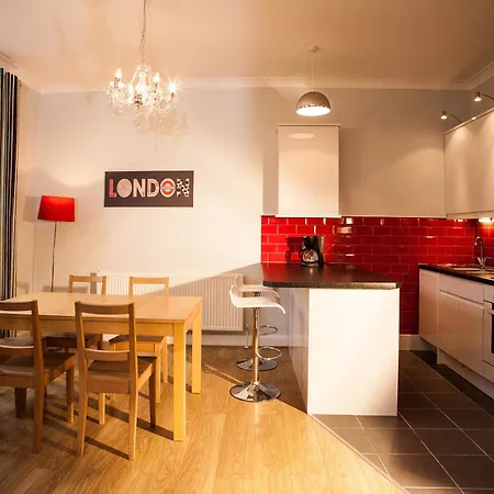 Lamington - Hammersmith Apartment