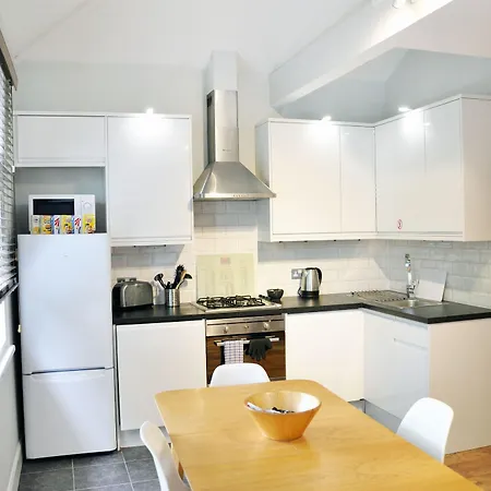 Lamington - Hammersmith