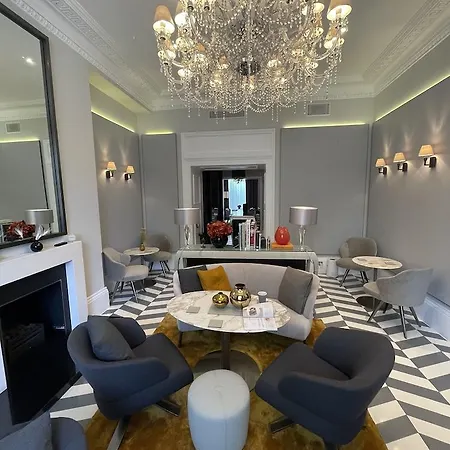 Hotel Eccleston Square 4*