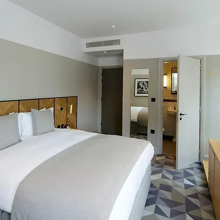 Victory House Leicester Square 4* London