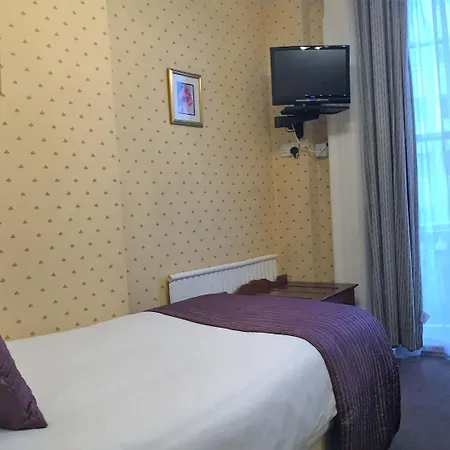 The Diplomat 3* London