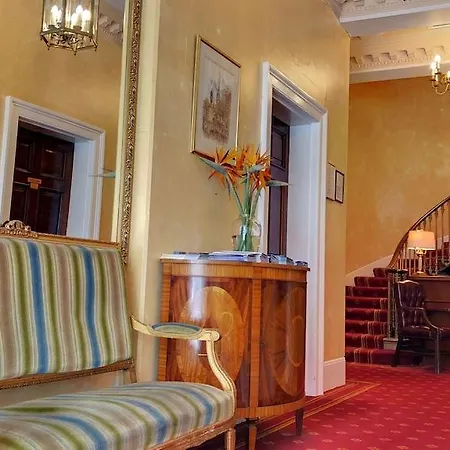 The Diplomat 3*