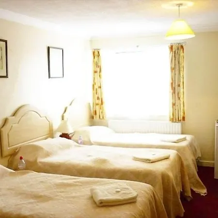 Acton Town Hotel