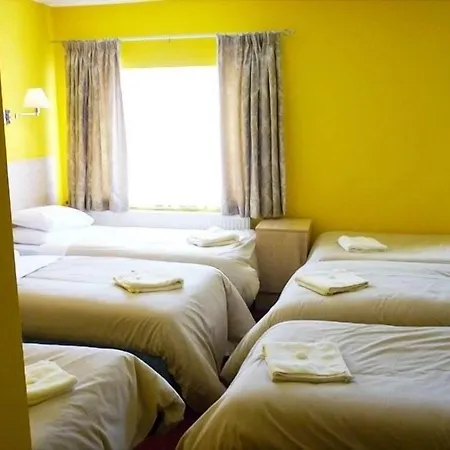Acton Town Hotel