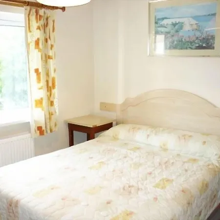 Acton Town 2* London