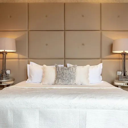 The Petersham Отель 4*