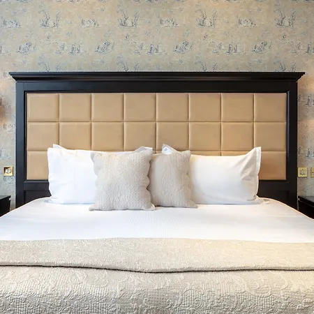 The Petersham Отель 4*
