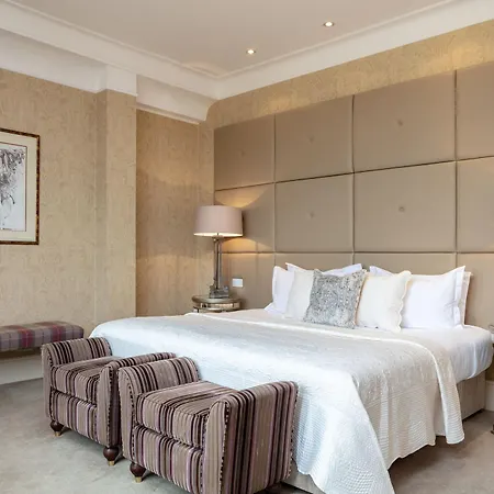 The Petersham Отель 4*