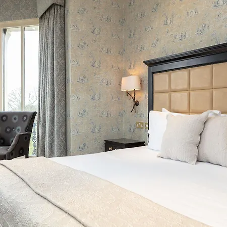 The Petersham Richmond (Greater London)