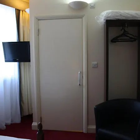 Inn Islington 3*
