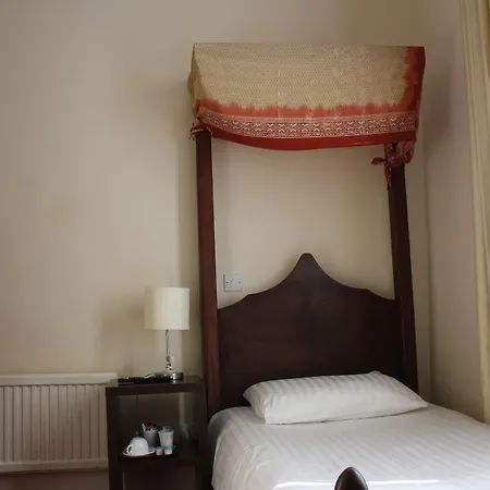 Islington Inn 3*