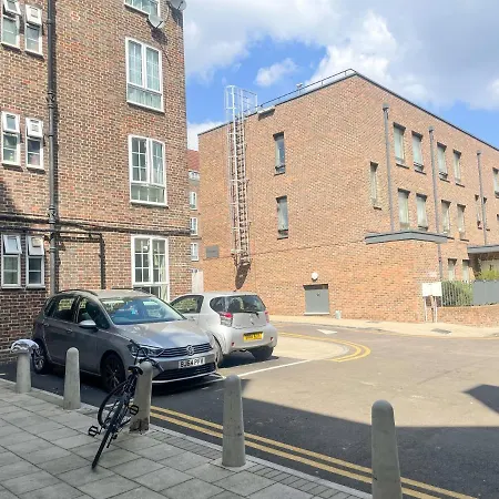 Flat 76 Felbridge House Apartment London