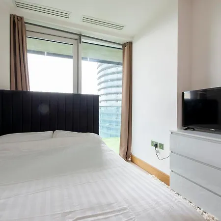 Canary Luxe Apartment