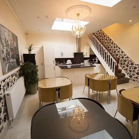 Royal By Saba 2* Londres