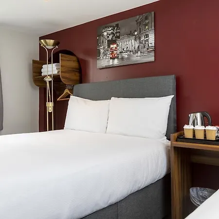 Royal Park Hotel 3*