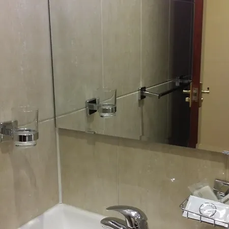Notting Hill Gate Hotel 3*