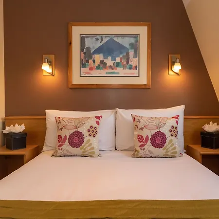 The Darlington Hyde Park Hotel London