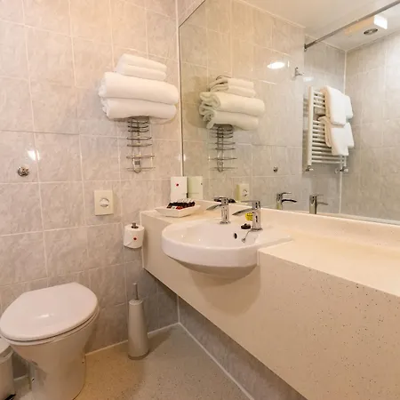 The Darlington Hyde Park 3*