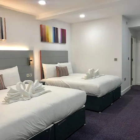 Goodmayes Hotel