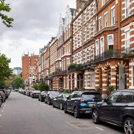 Spacious One Bedroom Flat By South Kensington 3 Month Minimum