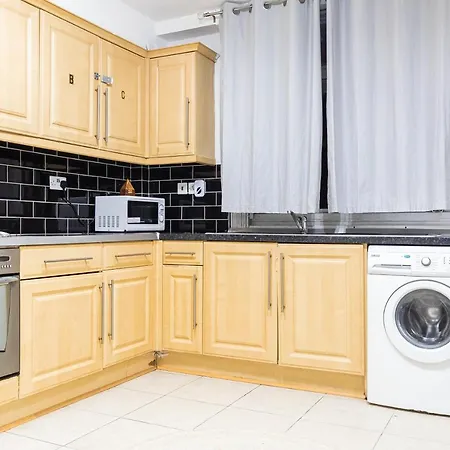Holiday home Gorgeous 4 Bedroom 5 Bathrooms House In Marble Arch, Near Oxford Street *