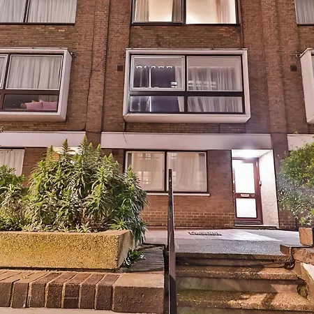 Holiday home Gorgeous 4 Bedroom 5 Bathrooms House In Marble Arch, Near Oxford Street London