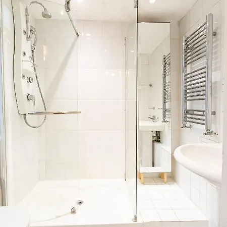 Gorgeous 4 Bedroom 5 Bathrooms House In Marble Arch, Near Oxford Street London