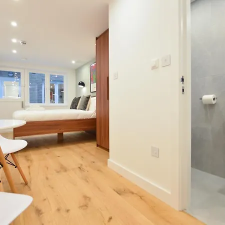 Shepherds Bush Serviced By Concept * Londra