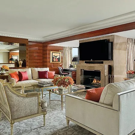 Four Seasons At Park Lane Hotel