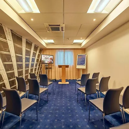 Express Stratford By Ihg 3* London