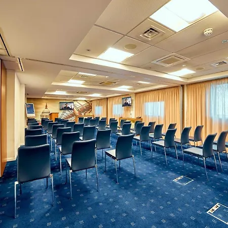 Express Stratford By Ihg 3*
