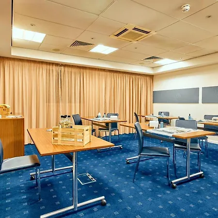 Express Stratford By Ihg Hotel London